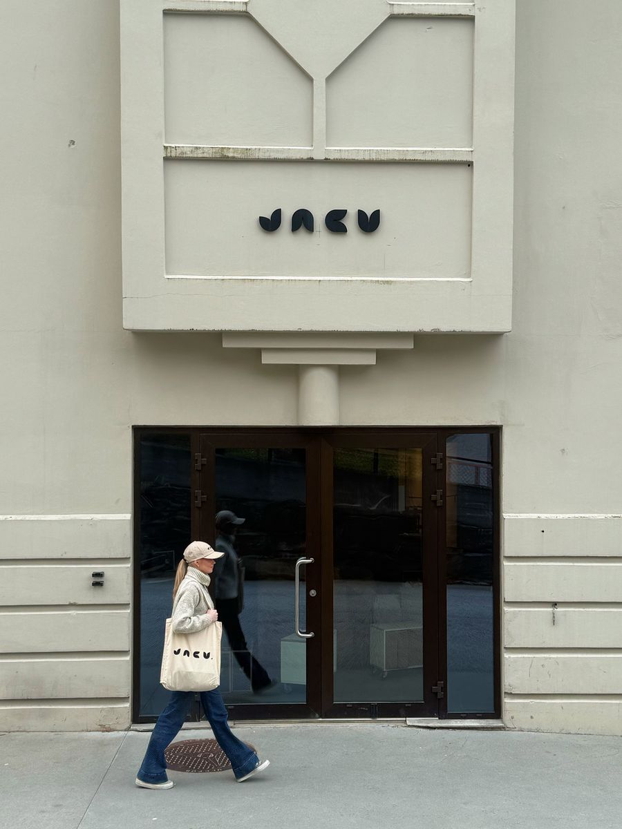 Jacu caps